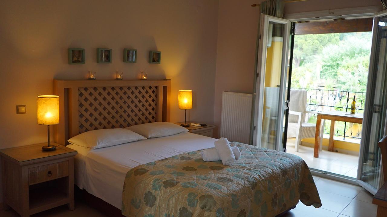 Spiti Nikos Aparthotel Danilia Екстериор снимка
