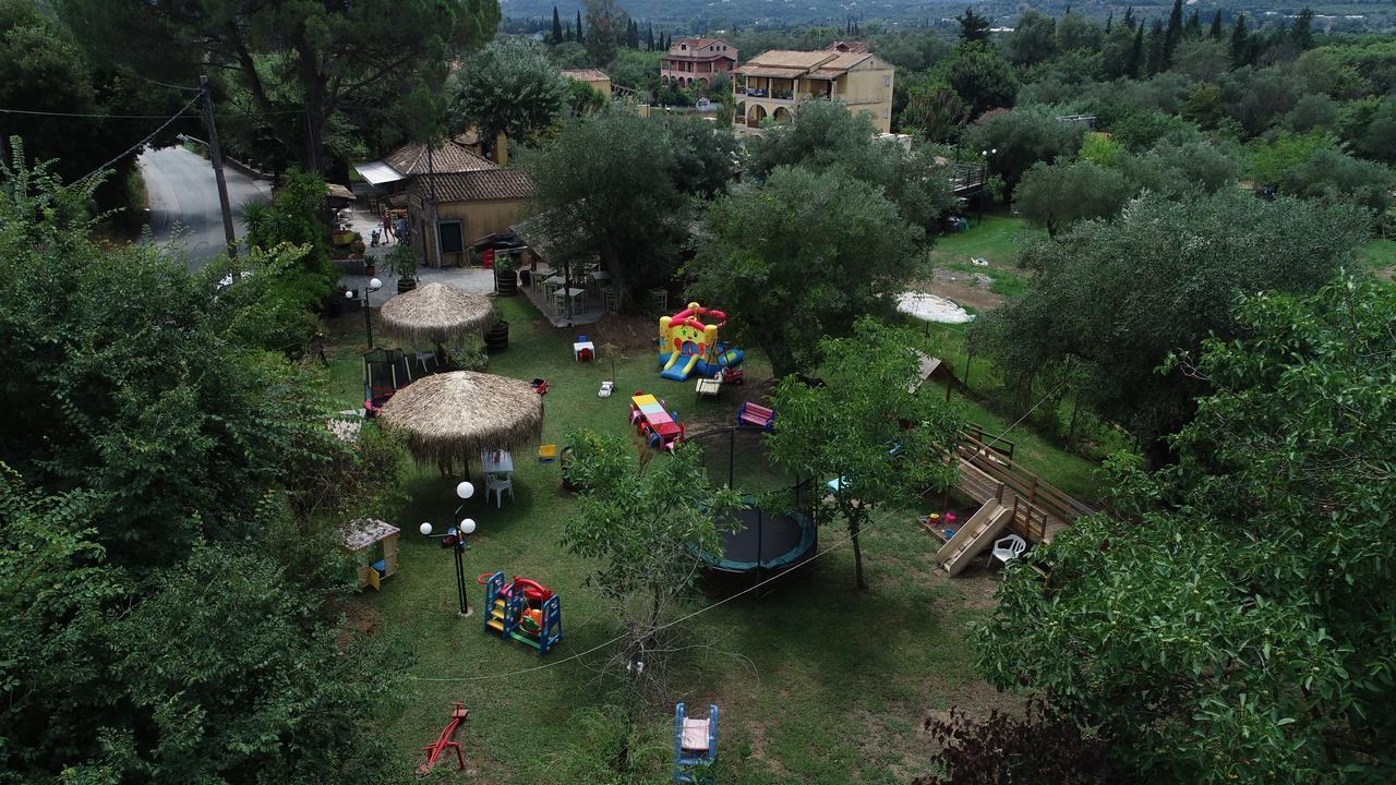 Spiti Nikos Aparthotel Danilia Екстериор снимка