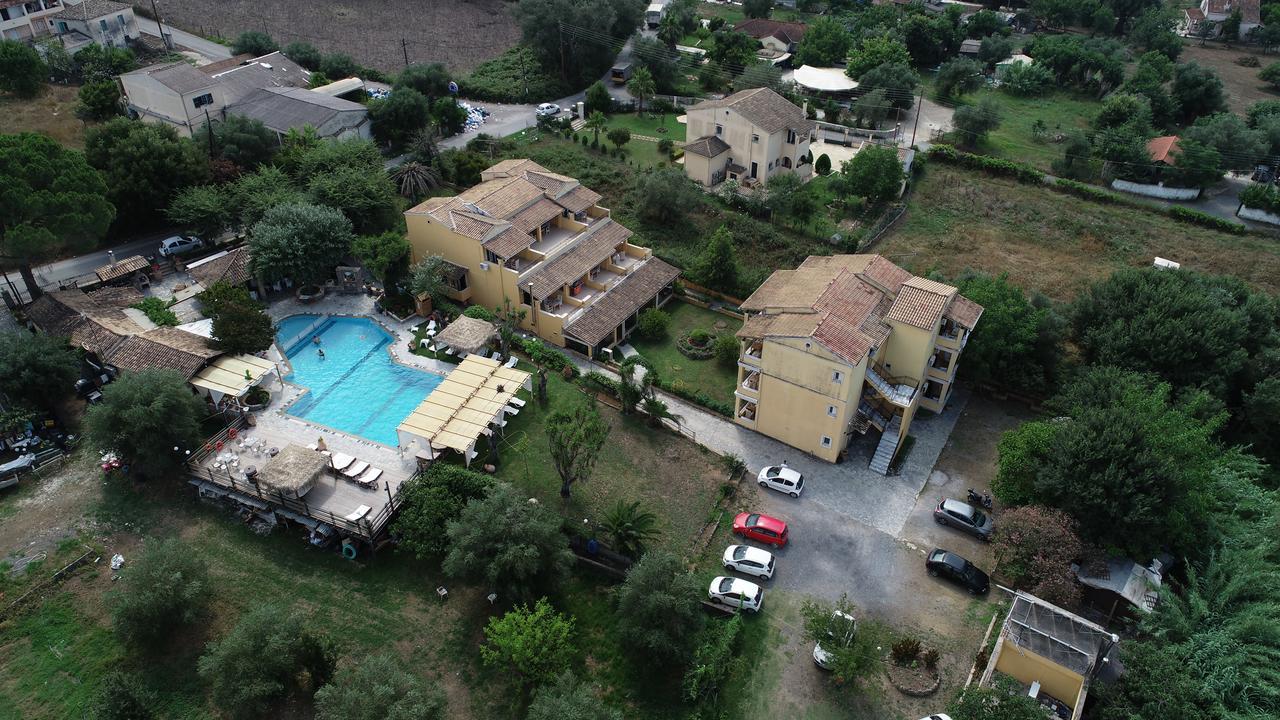 Spiti Nikos Aparthotel Danilia Екстериор снимка