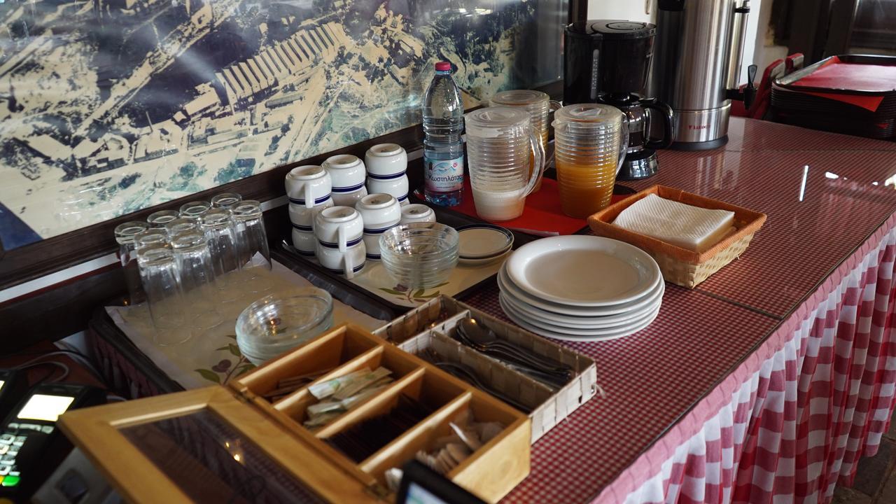 Spiti Nikos Aparthotel Danilia Екстериор снимка