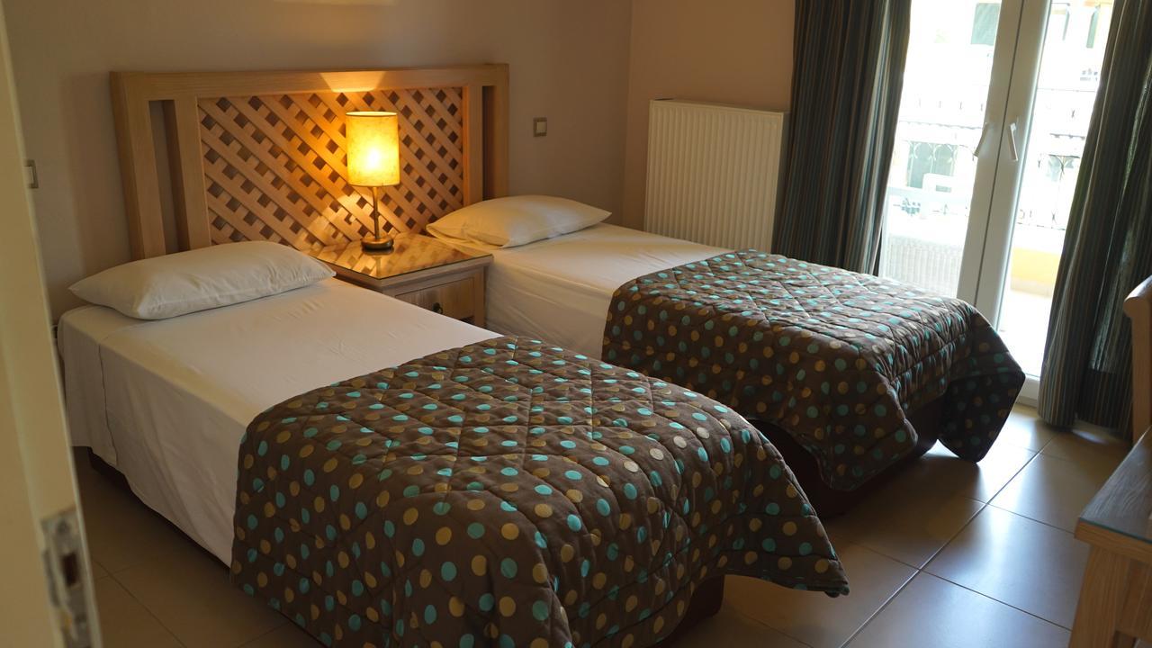 Spiti Nikos Aparthotel Danilia Екстериор снимка