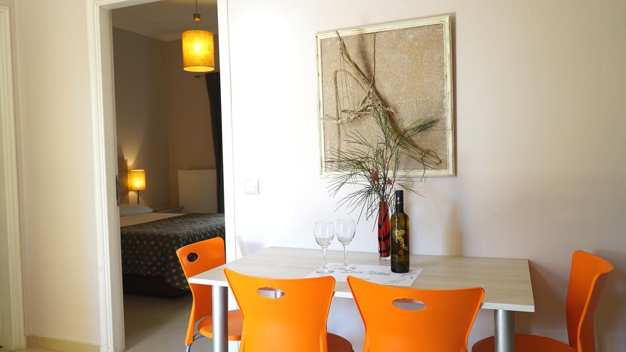 Spiti Nikos Aparthotel Danilia Екстериор снимка